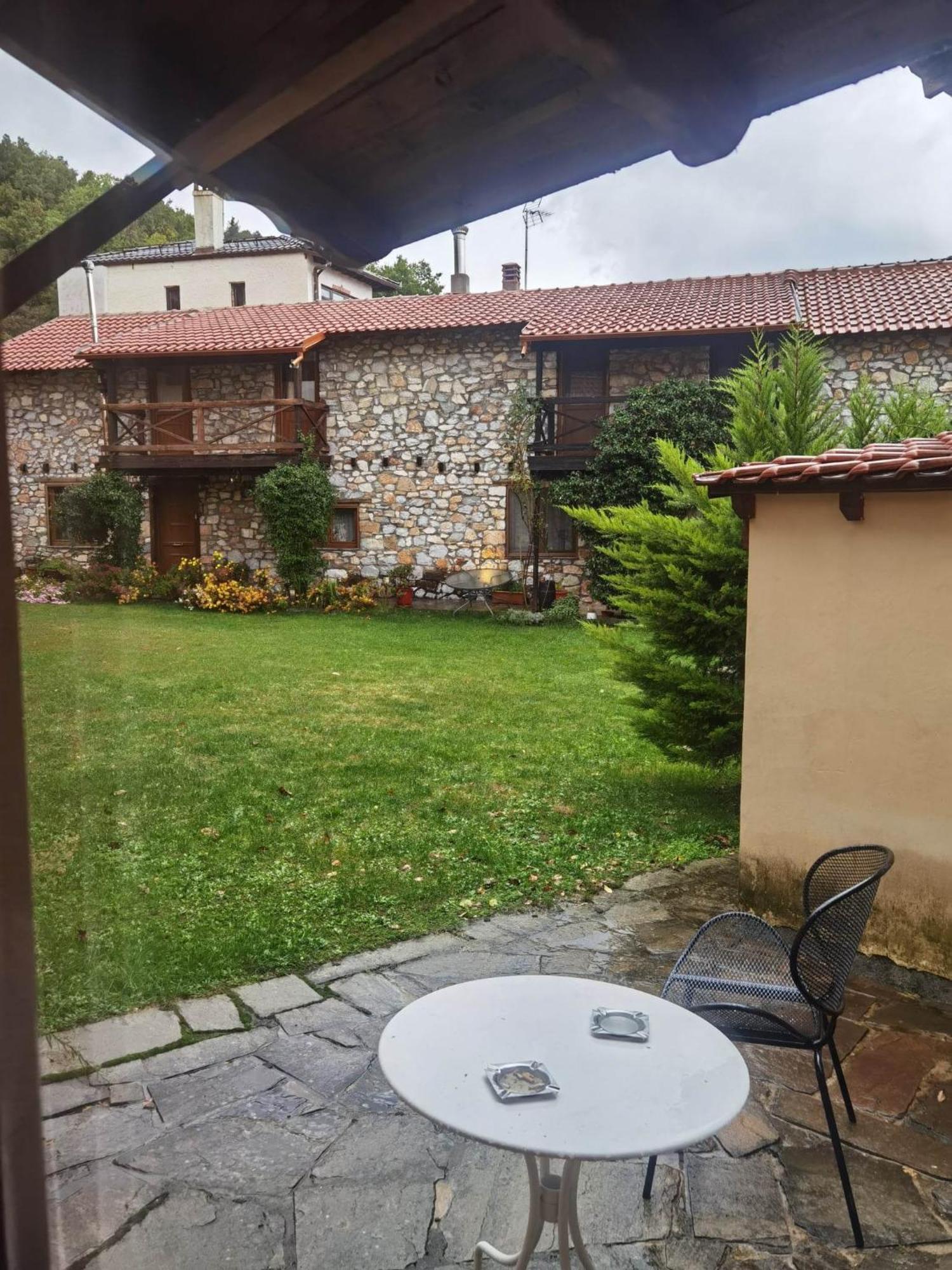 Traditional Stone Cottage In Palio Elatohori Zewnętrze zdjęcie